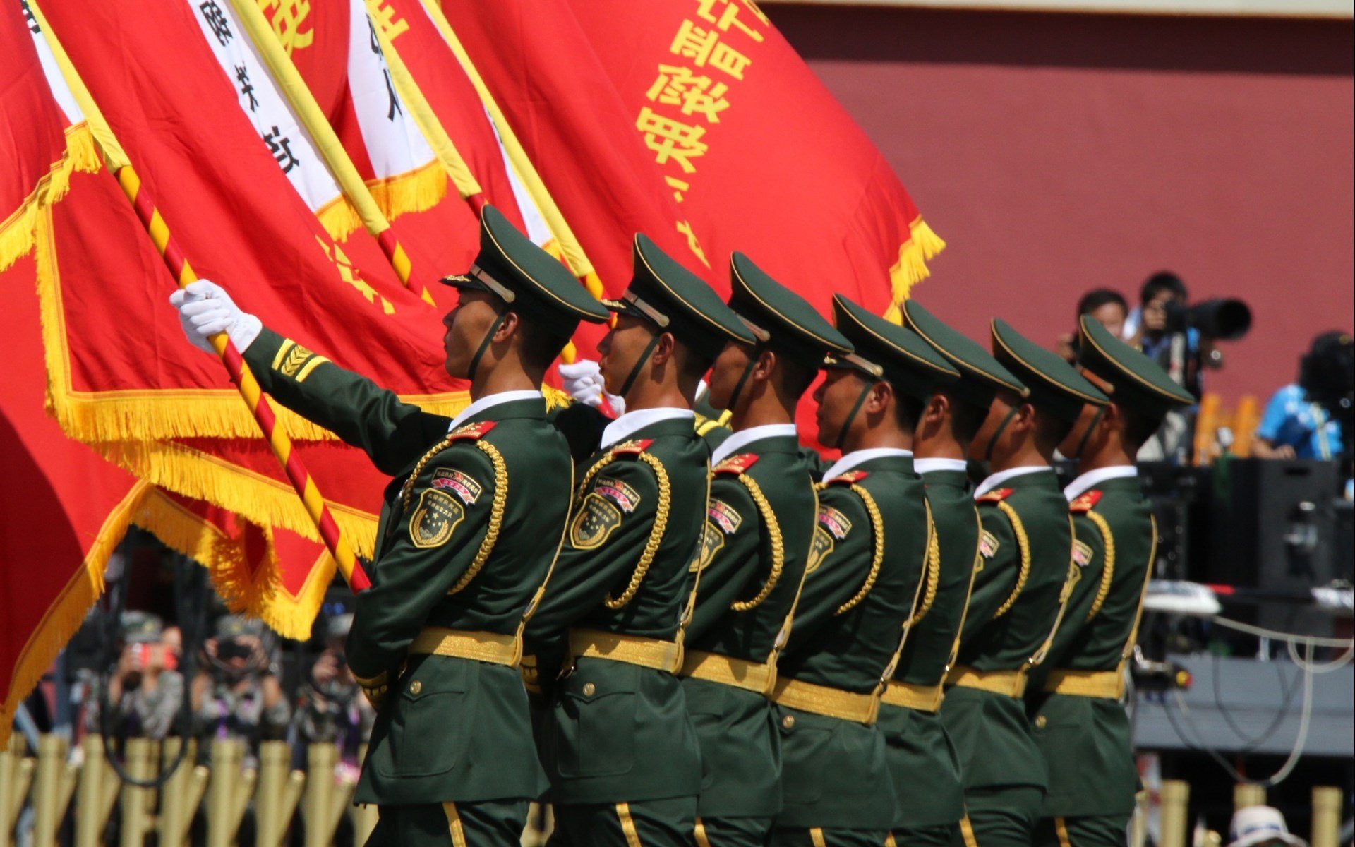 爱游戏娱乐网址-羽毛球赛场技术水平提升，羽毛球比赛中的技术要领视频